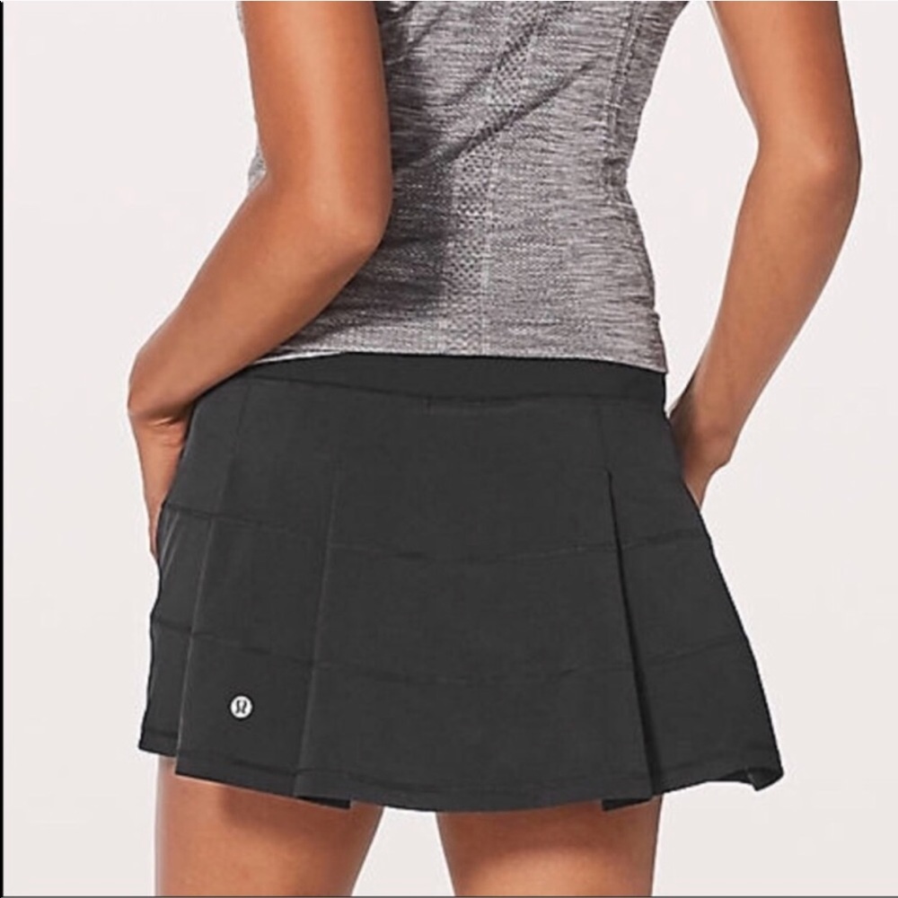 Lulu Lemon - Pace Rival Skirt; Size 10